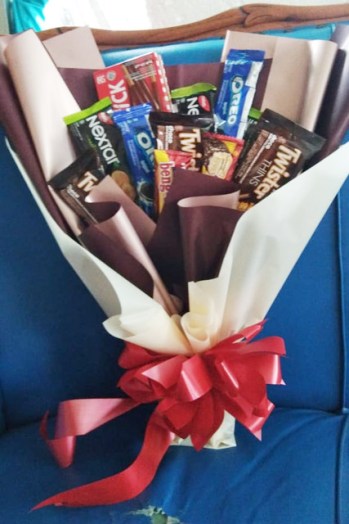 buket bunga coklat sederhana