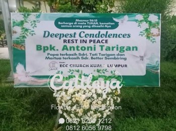 bunga papan printing deepest condolences