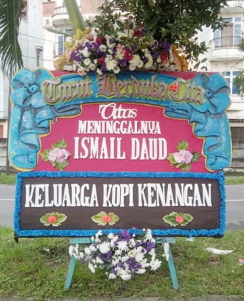 papan bunga styrofoam mahkota bunga segar