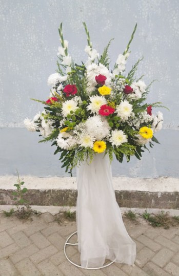 standing flower di Medan